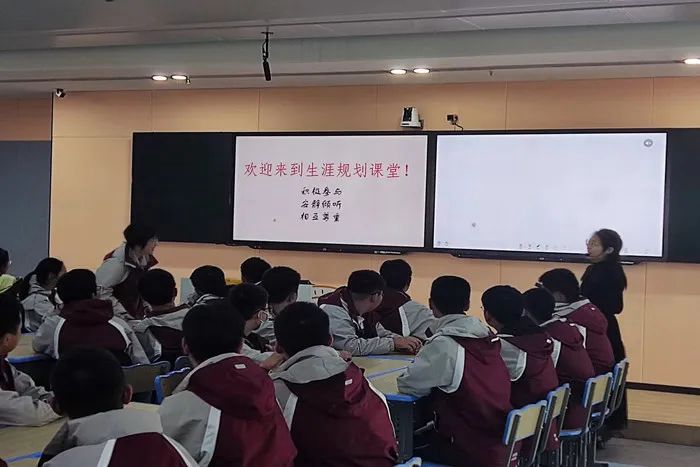 教案里的教学反思什么时候写_政治教案最后的教学反思怎么写_写教案时需要写教学反思嘛